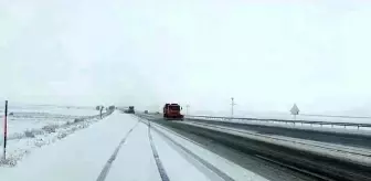Karayolları 11. Bölge Müdürlüğü Karla Mücadele Çalışmalarına Devam Ediyor