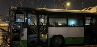 Kayseri'de seyir halindeyken alev alan özel halk otobüsündeki yangın söndürüldü