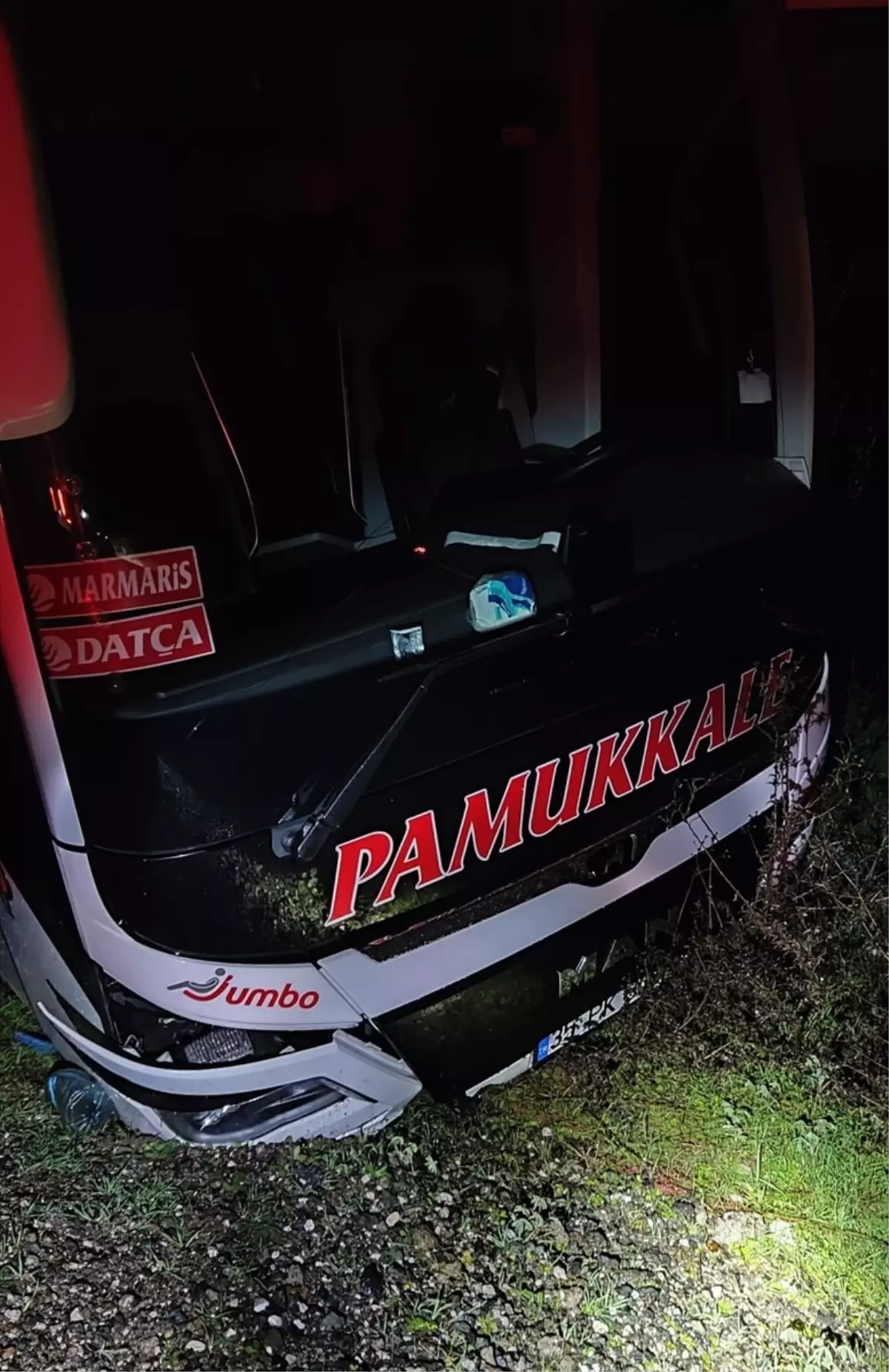 Marmaris'te otobüs uçurumun kenarında durabildi - Haberler