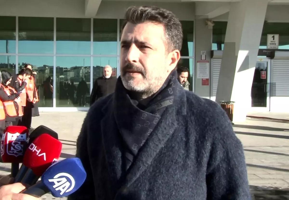 Sivasspor Basın Sözcüsü Gökhan Karagöl: Maçın hakemine teşekkür ediyoruz