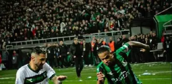 Sakaryaspor, Kocaelispor'u 3-1 mağlup etti