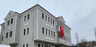 Şehit Piyade Uzman Onbaşı Yazıcı'nın Gümüşhane'deki köyüne Türk bayrakları asıldı