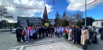 Uşak'ta sağlık çalışanları Filistin için 'sessiz yürüyüş' yaptı