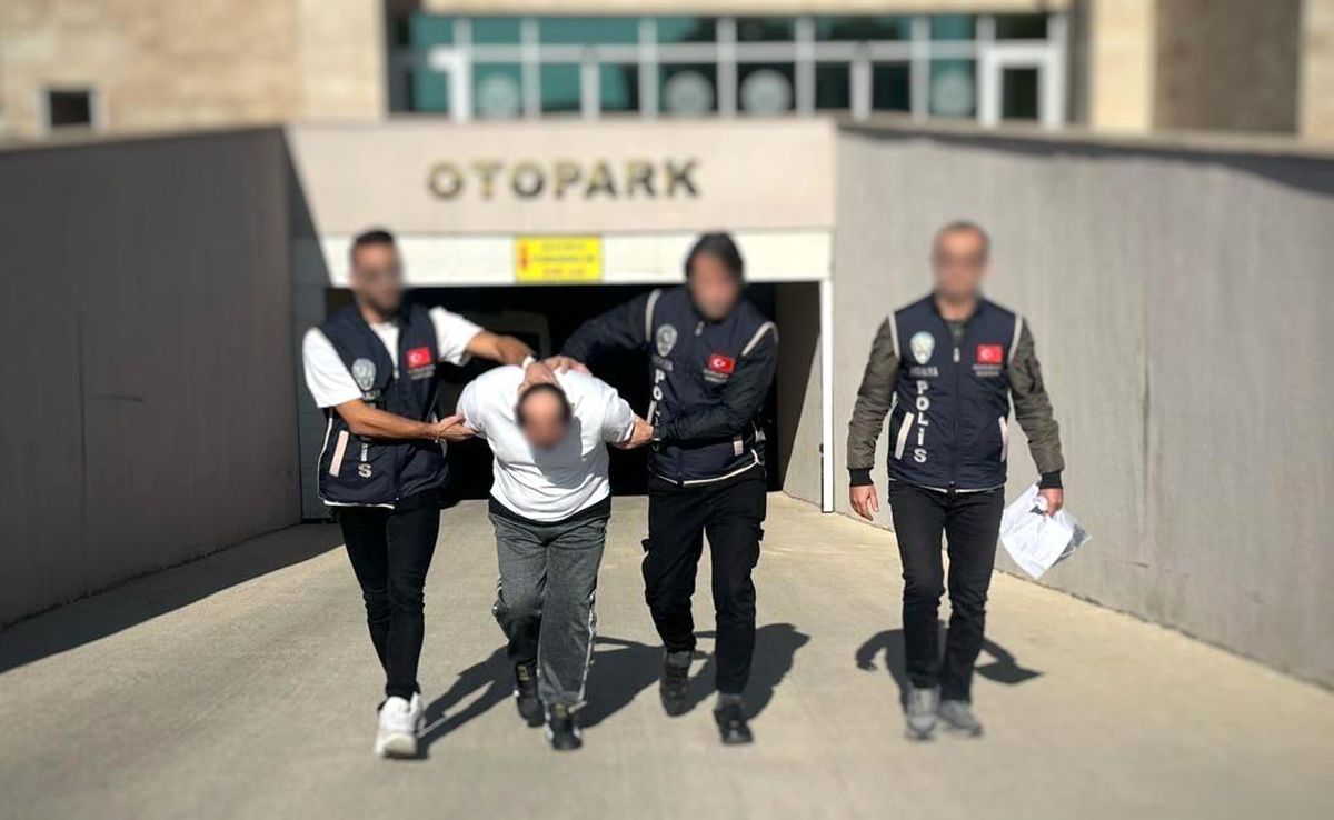 Sosyal medya üzerinden Atatürk'e, şehitlere ve vatana hakarete gözaltı
