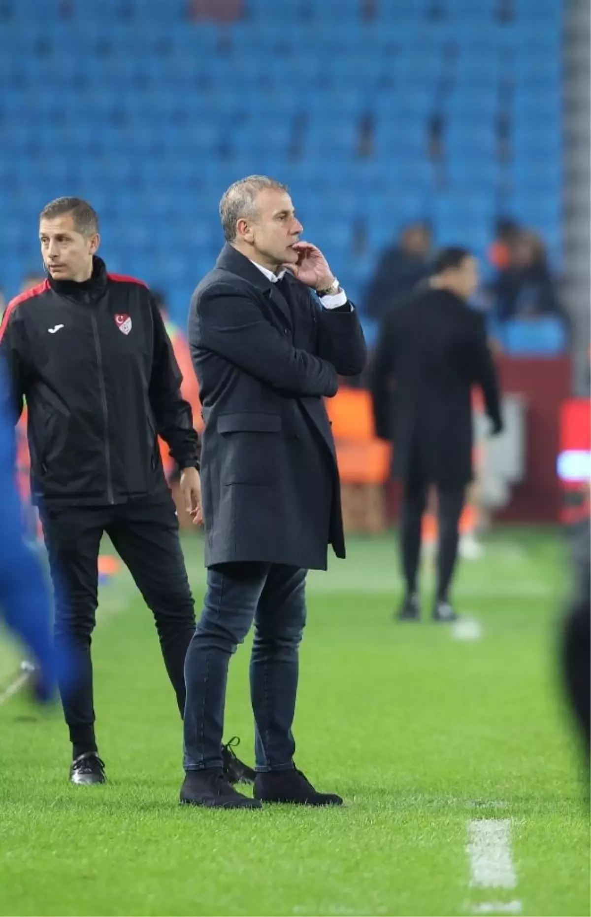 Trabzonspor, Başakşehir ile berabere kalarak araya 30 puanla girdi