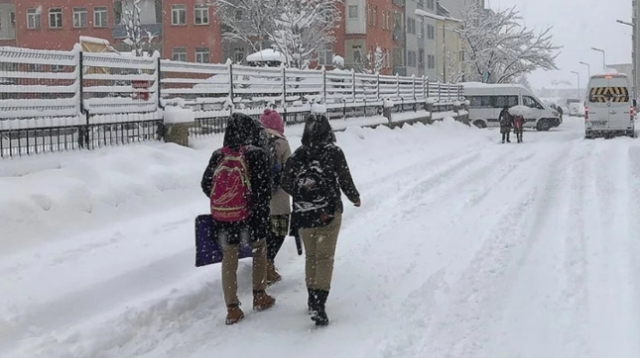 Ardahan'da okullar tatil mi? 25 Aralık günü okul var mı, kaç gün tatil, ne zaman açılacak?