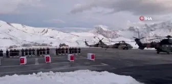 Hakkari'de şehitler için tören düzenlendi