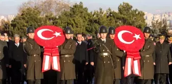 İsmet İnönü'nün Vefatının 50. Yılında Anıtkabir'de Tören Düzenlendi