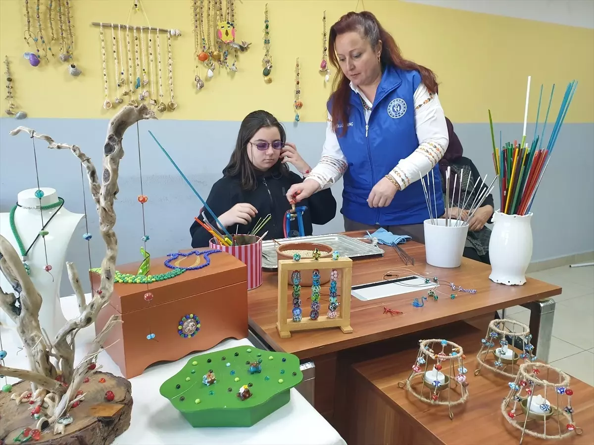 Osmaniye'de Cam Sanatı Kursu Açıldı Haberler