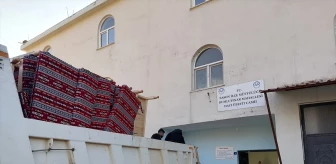 Sason Belediyesi Taziyeevlerine Koltuk ve Masa Desteği Sağladı