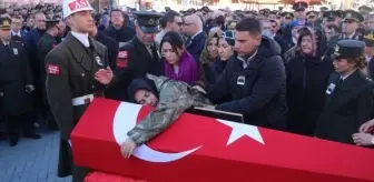 Pençe-Kilit Harekatı Şehidi Mehmet Serinkan'ın Cenazesi Tavas'ta Defnedildi