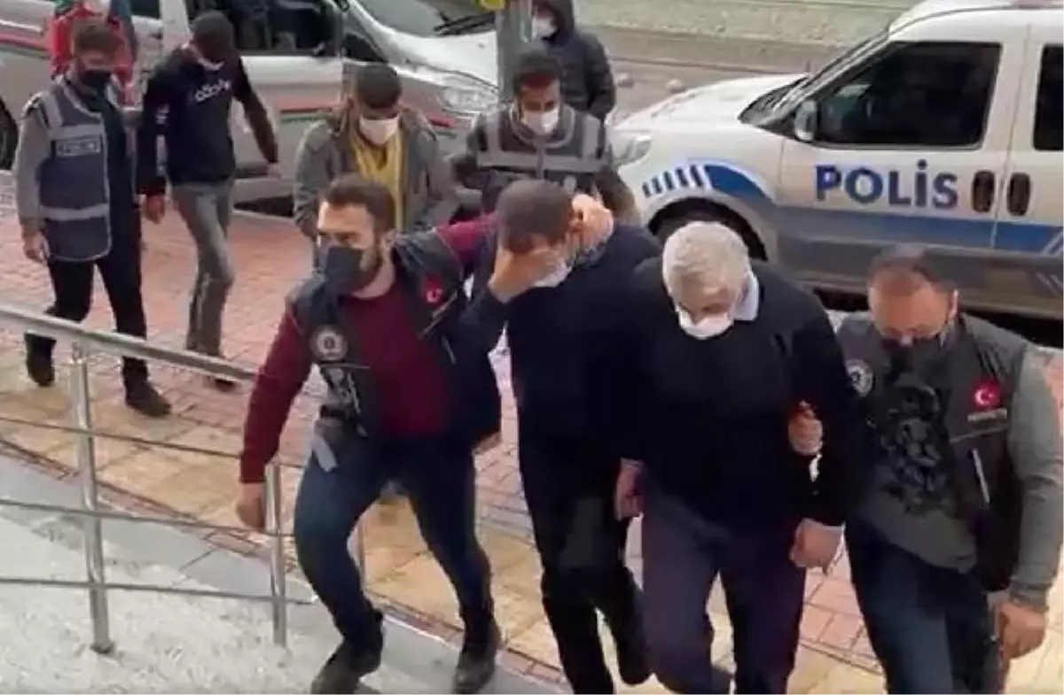 Kocaeli'de 107 Kilo Eroin Taşıyan 2 TIR'da Baba ve Oğul Tutuklandı