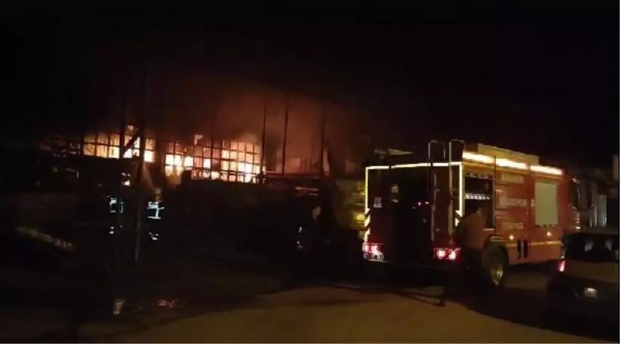 Karabük'te Sanayi Sitesinde Dorse Tamir Dükkanında Yangın Çıktı