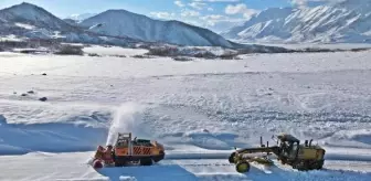 Tunceli'de Kar Yağışı Sonrası 303 Köy Yolu Ulaşıma Açıldı