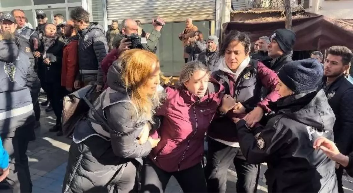 Tunceli'de DEM Parti üyelerine polis müdahalesi