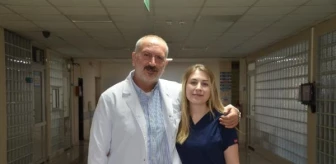 Beyin Cerrahı Babanın İzinden Giden Kızı, Aynı Hastanede Göreve Başladı