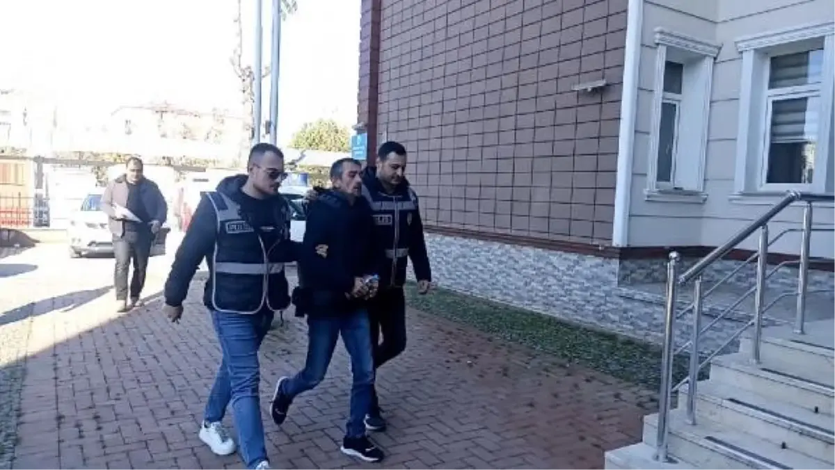 Bafra'da Ailevi Nedenlerden Dolayı Çıkan Tartışmada Genç Adam Bıçaklanarak Öldürüldü