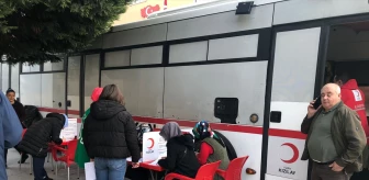 Düzce Halk Eğitim Merkezi Türk Kızılay'a Kan Bağışında Bulundu
