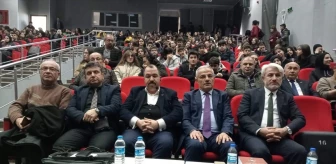 Merzifon'da Mehmet Akif Ersoy konferansı düzenlendi