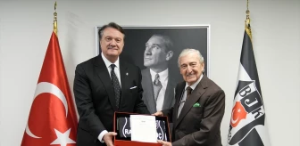 Rahmi Koç, Beşiktaş Kulübü Başkanı Hasan Arat'ı ziyaret etti