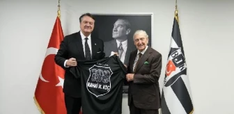 Rahmi Koç, Beşiktaş Başkanı Hasan Arat'ı ziyaret etti