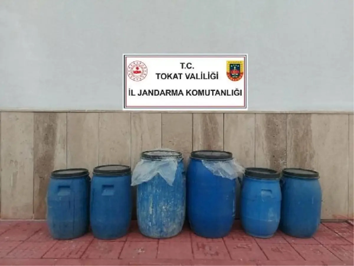 Tokat'ta Kaçak ve Sahte İçki Operasyonu: 686 Litre İçki Ele Geçirildi