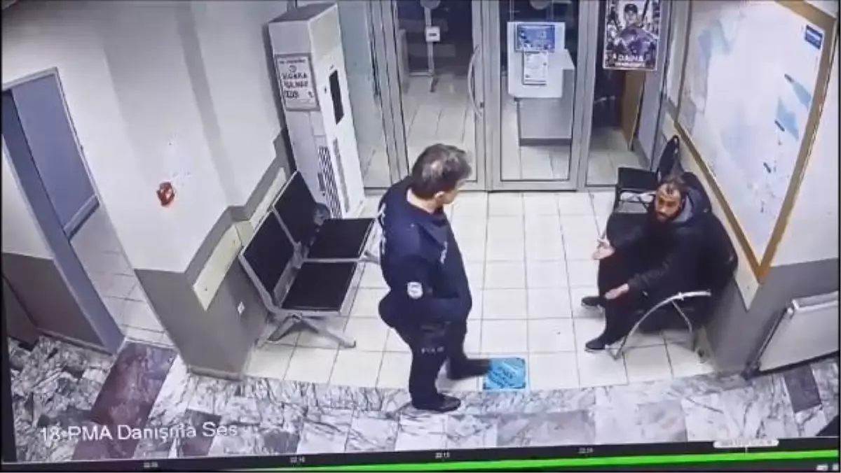 Başakşehir'de aranan şüpheli polis merkezinde yakalandı