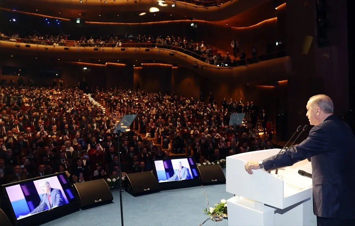 Cumhurbaşkanı Erdoğan: Ayasofya'yı yeniden açmanın gururunu yaşıyoruz