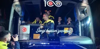 Fenerbahçe Turkcell Süper Kupa maçı için İstanbul'a döndü