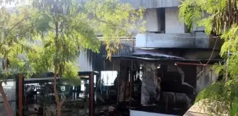 Adana'da Kafede Elektrikli Sobadan Çıkan Yangın