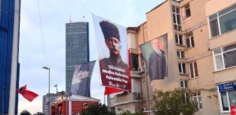 Beşiktaş Belediyesi, Suudi Arabistan İstanbul Başkonsolosluğu'nun yerine Atatürk ve Fahreddin Paşa'nın görsellerini astı