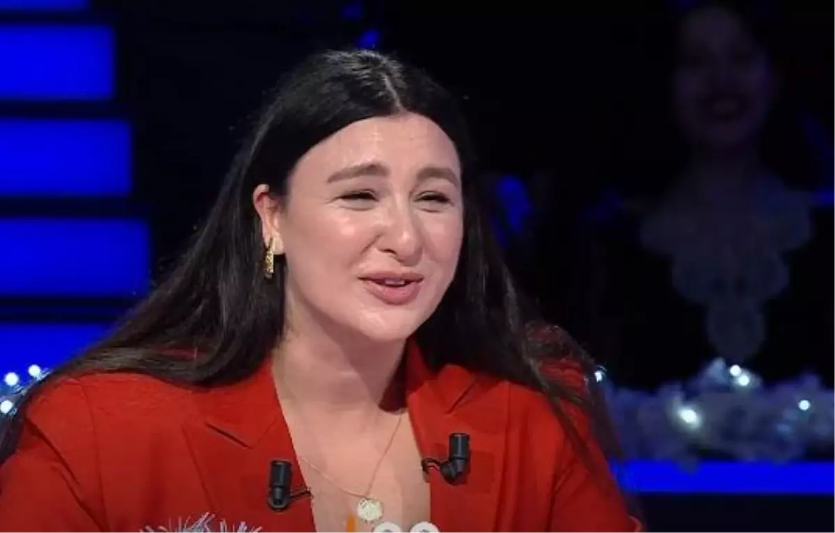 Yasemin Sakallıoğlu Kimdir? ATV Kim Milyoner Olmak İster 2023-24 Yılbaşı Konuğu Kim?