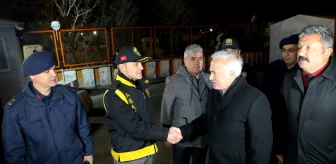Aksaray Valisi Kolluk Kuvvetlerini Ziyaret Ederek Yeni Yılını Kutladı