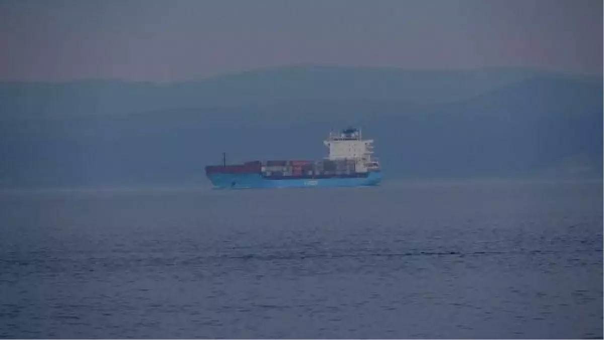 Çanakkale Boğazı'nda Yoğun Sis Nedeniyle Trafiğe Kapanma
