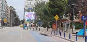 İzmir'de 2024 yılının ilk gününde cadde ve sokaklar boş kaldı
