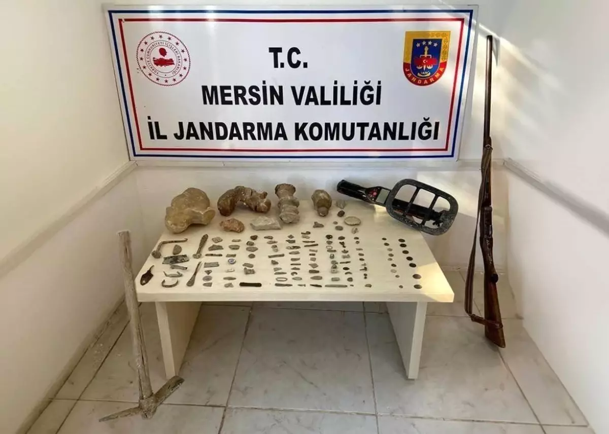 Mersin'de Define Kazısı Yapan Şahıs Yakalandı