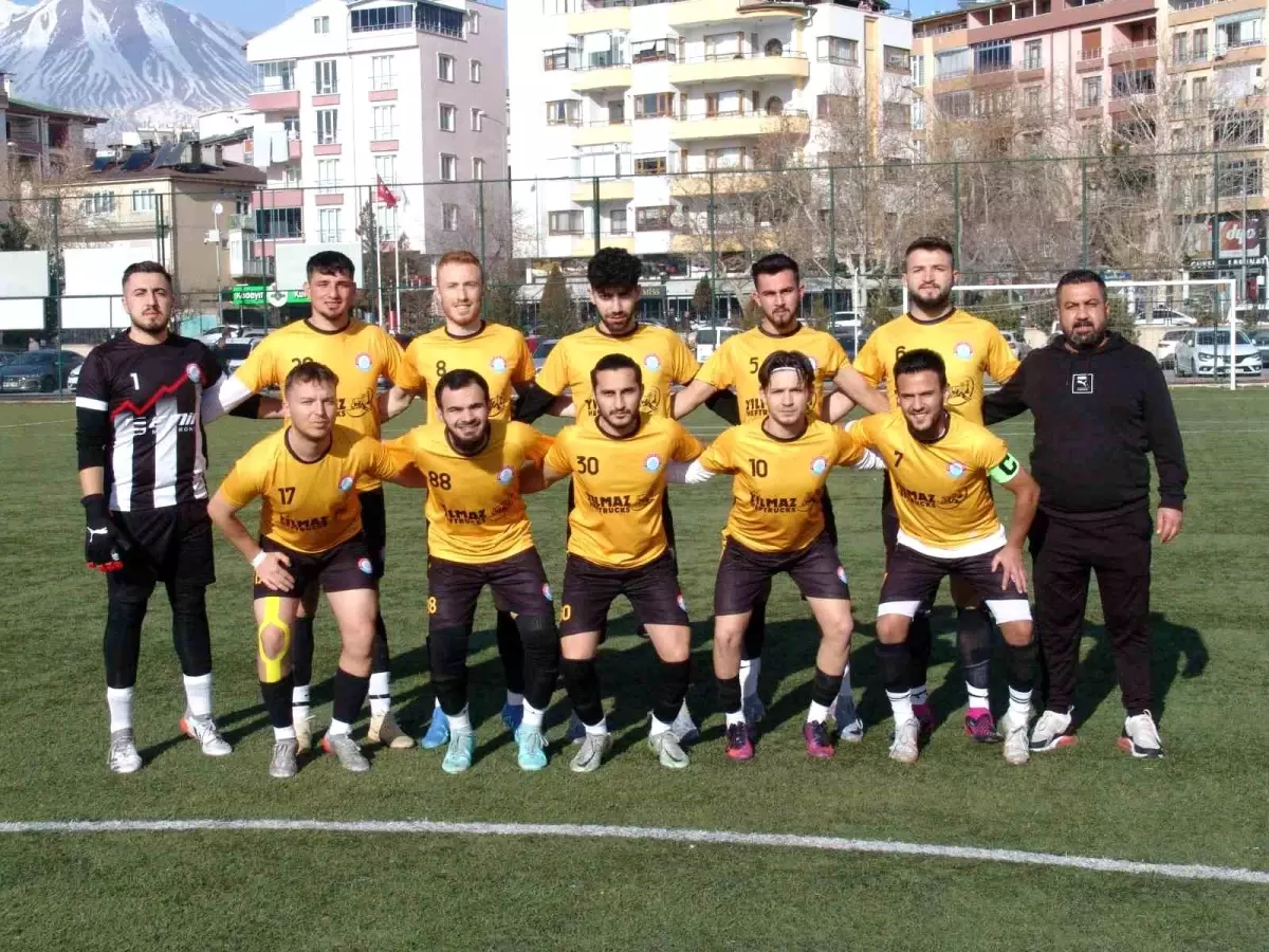 Döğerspor, Sindelhöyükspor'u mağlup ederek liderlik yolunda ilerliyor