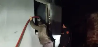 Demirköy ilçesinde çıkan yangında bir ev kullanılamaz hale geldi