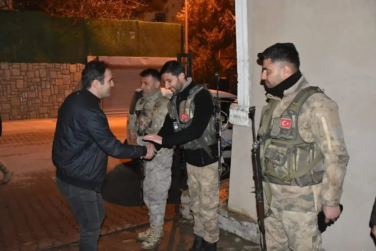 Sason Kaymakamı Murat Mete, güvenlik güçlerinin yeni yılını kutladı