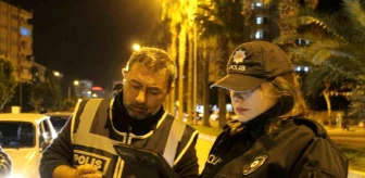 Adana'da şehit polis memurlarının kızları yeni yıla görevleri başında girdi