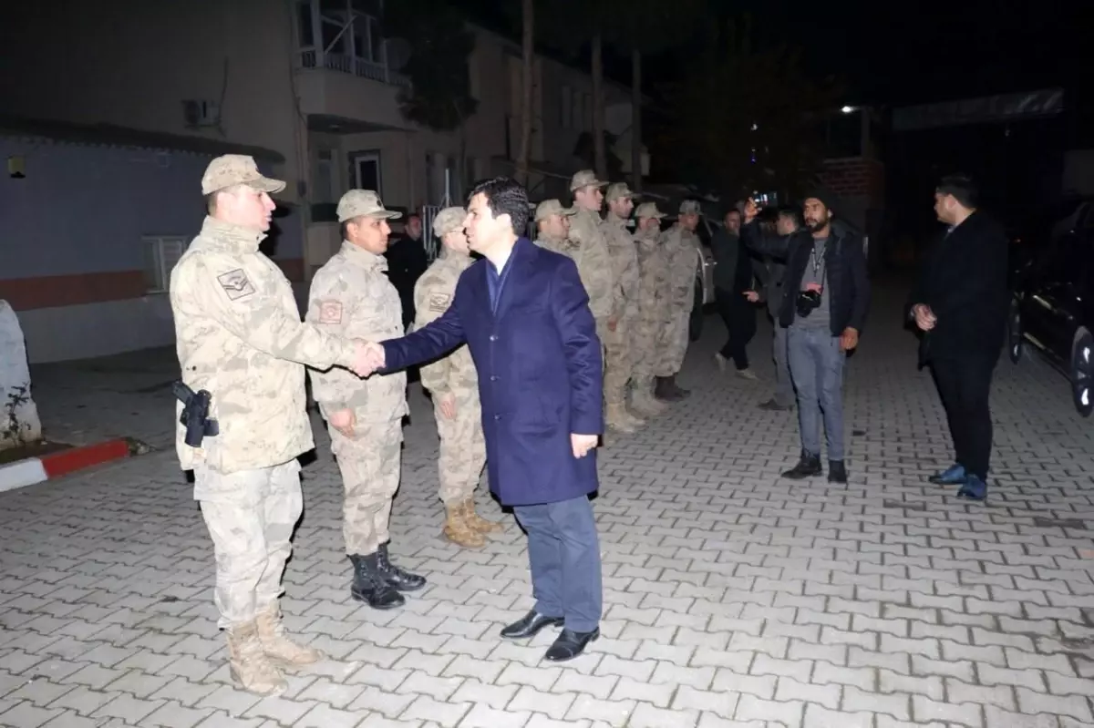Ceylanpınar'da Güvenlik Güçleri Yeni Yılını Kutladı