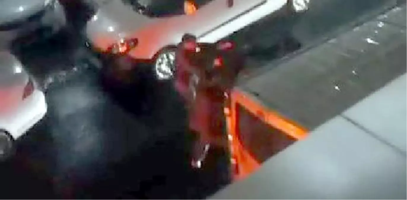 Avcılar'da Sokak Kavgasında Bir Kişi Yaralandı