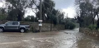 Bodrum'da Şiddetli Sağanak Hayatı Olumsuz Etkiledi