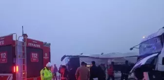 Akçadağ'da Otobüs-Kamyon Çarpışması: 4 Ölü, 36 Yaralı