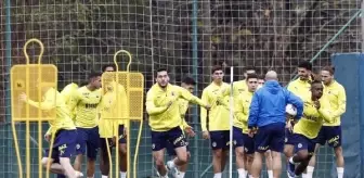 Fenerbahçe, İstanbulspor maçı öncesinde kadro sıkıntısı yaşıyor