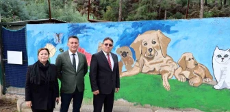Marmaris Belediyesi Geçici Hayvan Bakımevi'nde İncelemeler Yapıldı