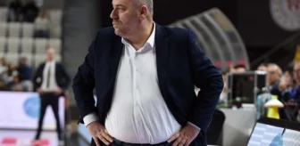 Manisa Büyükşehir Belediyespor Antrenörü Ahmet Kandemir Görevinden Ayrıldı