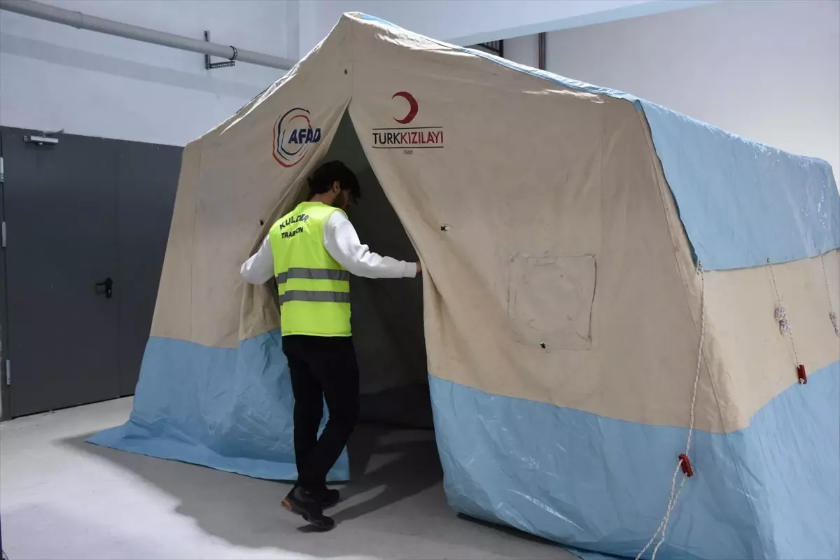 Yabancı öğrencilere afet ve acil durum eğitimi veriliyor