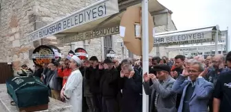 Aliağa ve İzmir basınının duayen ismi gazeteci Erdal Çarboğa toprağa verildi