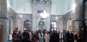 Gediz'de 'ailece camideyiz, milletçe duadayız' sabah namazı buluşması